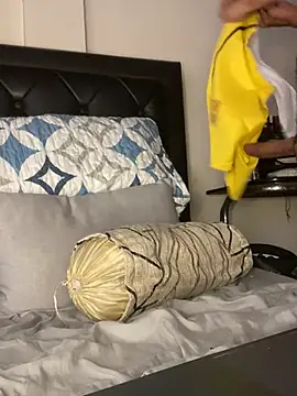 tom thick online show from December 30, 2024, 5:44 pm