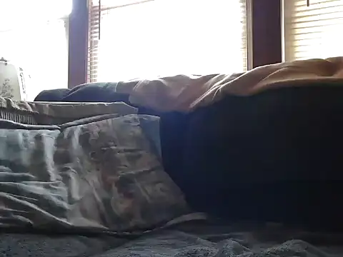 Snapshot of Bramro409 chatting on October 28, 2025, 8:55 pm Bramro409 online show from October 28, 2025, 8:55 pm