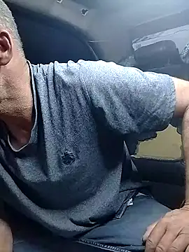 Snapshot of FloppyPickle4u chatting on February 6, 2025, 2:58 pm FloppyPickle4u online show from February 6, 2025, 2:58 pm