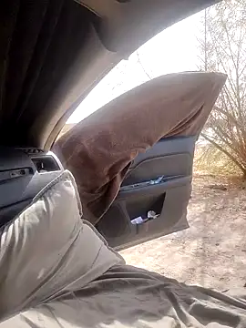 Snapshot of FloppyPickle4u chatting on February 9, 2025, 7:19 pm FloppyPickle4u online show from February 9, 2025, 7:19 pm