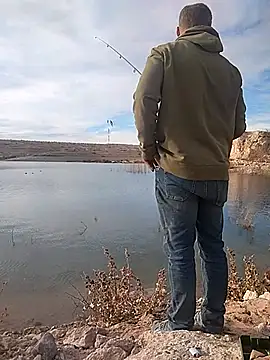 Snapshot of FloppyPickle4u chatting on February 12, 2025, 11:51 pm FloppyPickle4u online show from February 12, 2025, 11:51 pm