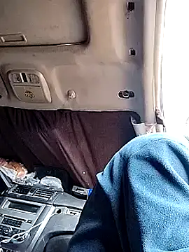 Snapshot of FloppyPickle4u chatting on February 14, 2025, 5:25 pm FloppyPickle4u online show from February 14, 2025, 5:25 pm