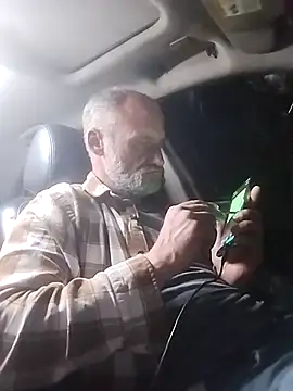 Snapshot of FloppyPickle4u chatting on February 16, 2025, 3:47 am FloppyPickle4u online show from February 16, 2025, 3:47 am