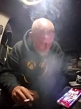 Snapshot of FloppyPickle4u chatting on March 6, 2025, 7:47 am FloppyPickle4u online show from March 6, 2025, 7:47 am