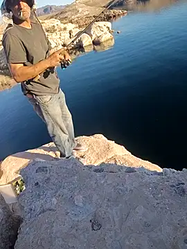 Snapshot of FloppyPickle4u chatting on March 10, 2025, 12:29 am FloppyPickle4u online show from March 10, 2025, 12:29 am