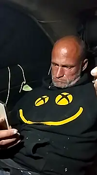 Snapshot of FloppyPickle4u chatting on March 10, 2025, 4:07 am FloppyPickle4u online show from March 10, 2025, 4:07 am