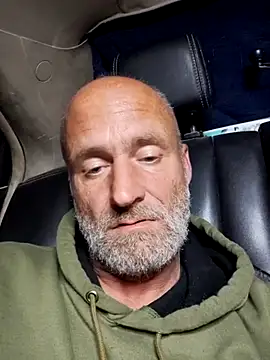 Snapshot of FloppyPickle4u chatting on March 15, 2025, 10:24 am FloppyPickle4u online show from March 15, 2025, 10:24 am