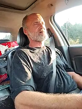 Snapshot of FloppyPickle4u chatting on September 12, 2025, 12:55 am FloppyPickle4u online show from September 12, 2025, 12:55 am