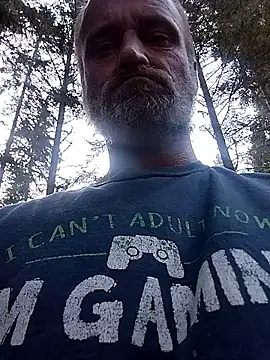 Snapshot of FloppyPickle4u chatting on September 16, 2025, 3:35 pm FloppyPickle4u online show from September 16, 2025, 3:35 pm