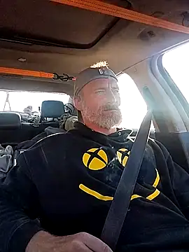 Snapshot of FloppyPickle4u chatting on October 4, 2025, 12:30 am FloppyPickle4u online show from October 4, 2025, 12:30 am