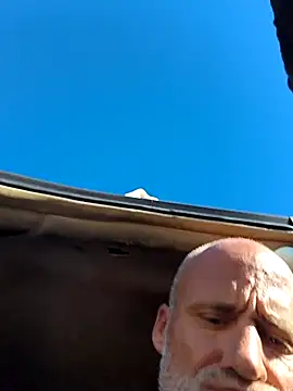 Snapshot of FloppyPickle4u chatting on January 16, 2026, 6:23 pm FloppyPickle4u online show from January 16, 2026, 6:23 pm