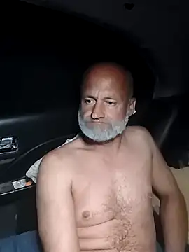 Snapshot of FloppyPickle4u chatting on February 3, 2026, 12:43 pm FloppyPickle4u online show from February 3, 2026, 12:43 pm