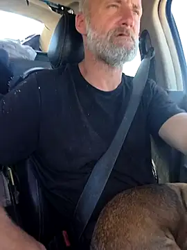 FloppyPickle4u online show from April 15, 2026, 8:09 pm