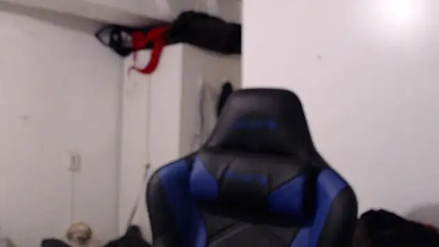 Talenjames4 online show from November 5, 2025, 5:13 pm