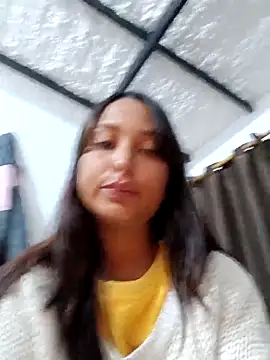 Snapshot of Bonnie_Clydeee chatting on December 5, 2025, 12:19 am Bonnie Clydeee online show from December 5, 2025, 12:19 am