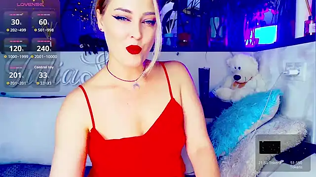 Snapshot of _JuliaSpace_ chatting on October 23, 2025, 4:17 pm JuliaSpace online show from October 23, 2025, 4:17 pm