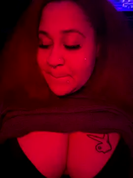 Snapshot of Juicyjordie chatting on October 18, 2025, 4:15 am Juicyjordie online show from October 18, 2025, 4:15 am