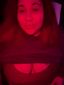 Snapshot of Juicyjordie chatting on November 7, 2025, 8:03 am Juicyjordie online show from November 7, 2025, 8:03 am