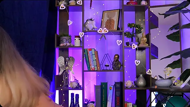 Snapshot of Bailey_Evans chatting on September 30, 2025, 5:23 am Bailey Evans online show from September 30, 2025, 5:23 am