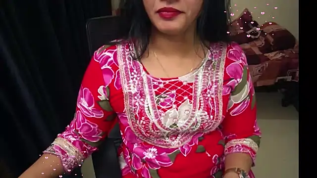 Snapshot of Arushisingh8888 chatting on July 1, 2026, 2:07 pm Arushisingh8888 online show from July 1, 2026, 2:07 pm