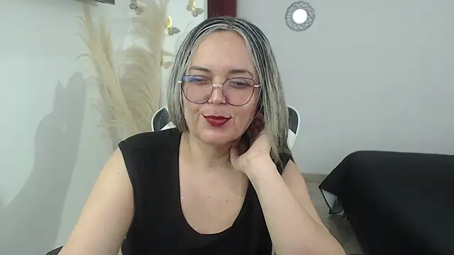 Snapshot of samy_vsn chatting on March 5, 2026, 7:54 pm samy vsn online show from March 5, 2026, 7:54 pm