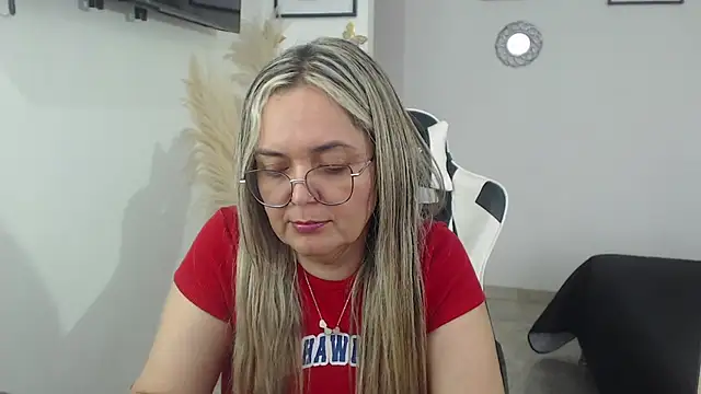 Snapshot of samy_vsn chatting on March 22, 2026, 8:01 pm samy vsn online show from March 22, 2026, 8:01 pm