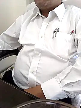 Snapshot of Hot-man39 chatting on December 5, 2024, 4:53 am Hot-man39 online show from December 5, 2024, 4:53 am