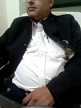 Snapshot of Hot-man39 chatting on December 5, 2024, 12:00 pm Hot-man39 online show from December 5, 2024, 12:00 pm