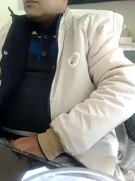 Snapshot of Hot-man39 chatting on December 14, 2024, 5:40 am Hot-man39 online show from December 14, 2024, 5:40 am