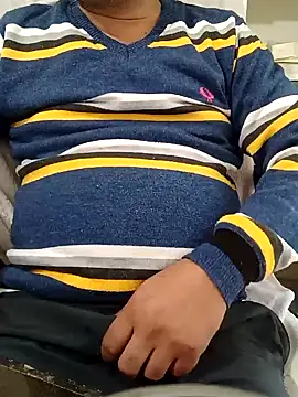 Snapshot of Hot-man39 chatting on December 25, 2024, 11:33 am Hot-man39 online show from December 25, 2024, 11:33 am