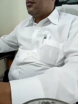 Snapshot of Hot-man39 chatting on January 22, 2025, 11:01 am Hot-man39 online show from January 22, 2025, 11:01 am