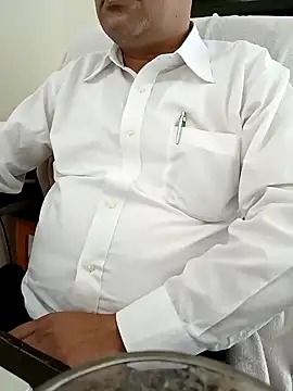 Snapshot of Hot-man39 chatting on January 27, 2025, 7:35 am Hot-man39 online show from January 27, 2025, 7:35 am