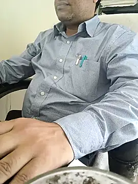 Snapshot of Hot-man39 chatting on March 2, 2025, 9:10 am Hot-man39 online show from March 2, 2025, 9:10 am