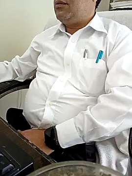 Snapshot of Hot-man39 chatting on March 4, 2025, 5:53 am Hot-man39 online show from March 4, 2025, 5:53 am