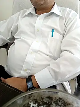 Snapshot of Hot-man39 chatting on March 11, 2025, 6:00 am Hot-man39 online show from March 11, 2025, 6:00 am