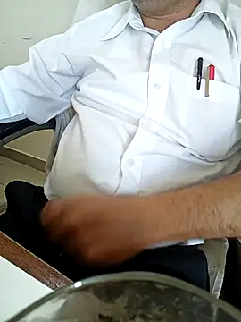 Snapshot of Hot-man39 chatting on September 16, 2025, 10:27 am Hot-man39 online show from September 16, 2025, 10:27 am