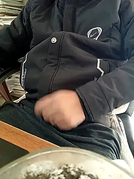 Snapshot of Hot-man39 chatting on December 20, 2025, 10:00 am Hot-man39 online show from December 20, 2025, 10:00 am