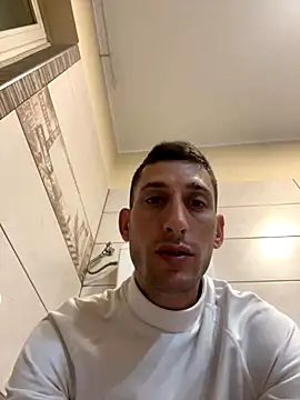 Gionnytav online show from November 6, 2025, 4:35 am