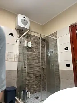 Gionnytav online show from November 26, 2025, 3:57 pm