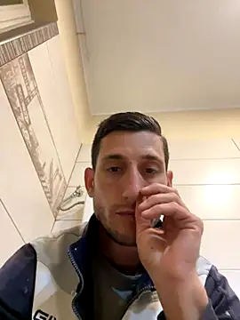 Gionnytav online show from December 5, 2025, 4:47 pm