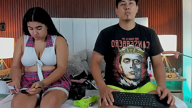 Snapshot of Liana_Asaff chatting on March 20, 2025, 8:40 pm Liana Asaff online show from March 20, 2025, 8:40 pm