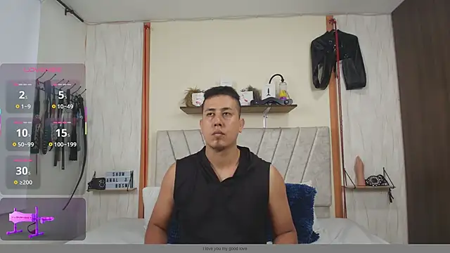 Snapshot of Liana_Asaff chatting on September 22, 2025, 11:07 pm Liana Asaff online show from September 22, 2025, 11:07 pm