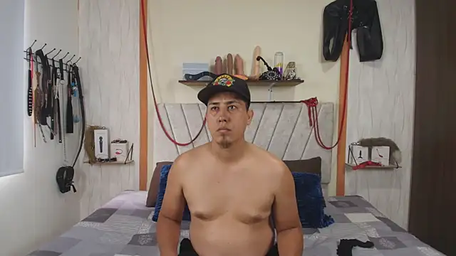 Snapshot of Liana_Asaff chatting on October 3, 2025, 7:00 pm Liana Asaff online show from October 3, 2025, 7:00 pm