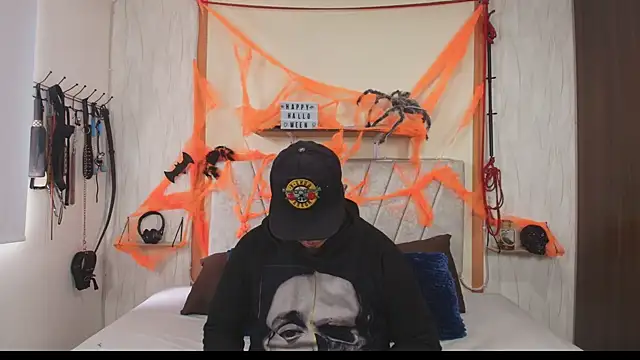 Snapshot of Liana_Asaff chatting on October 13, 2025, 6:08 pm Liana Asaff online show from October 13, 2025, 6:08 pm