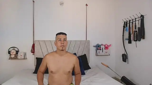 Snapshot of Liana_Asaff chatting on November 22, 2025, 6:40 pm Liana Asaff online show from November 22, 2025, 6:40 pm