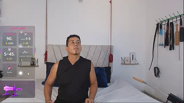 Snapshot of Liana_Asaff chatting on December 15, 2025, 6:34 pm Liana Asaff online show from December 15, 2025, 6:34 pm