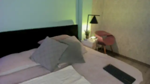 Snapshot of EvaaStevens chatting on October 25, 2025, 12:56 pm EvaaStevens online show from October 25, 2025, 12:56 pm