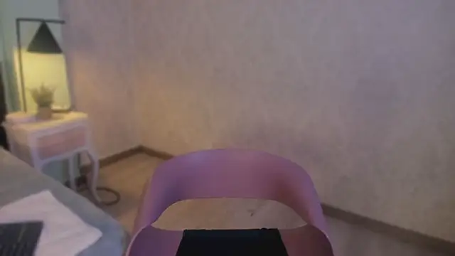 Snapshot of EvaaStevens chatting on November 6, 2025, 12:39 pm EvaaStevens online show from November 6, 2025, 12:39 pm