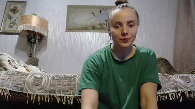 Snapshot of AlisaKissss chatting on February 6, 2025, 6:35 pm AlisaKissss online show from February 6, 2025, 6:35 pm