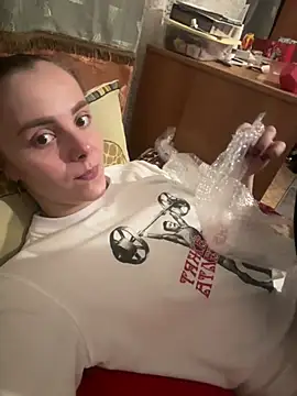 Snapshot of AlisaKissss chatting on February 8, 2025, 2:16 pm AlisaKissss online show from February 8, 2025, 2:16 pm